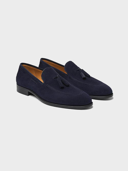 Loafer aus Wildleder mit Quasten